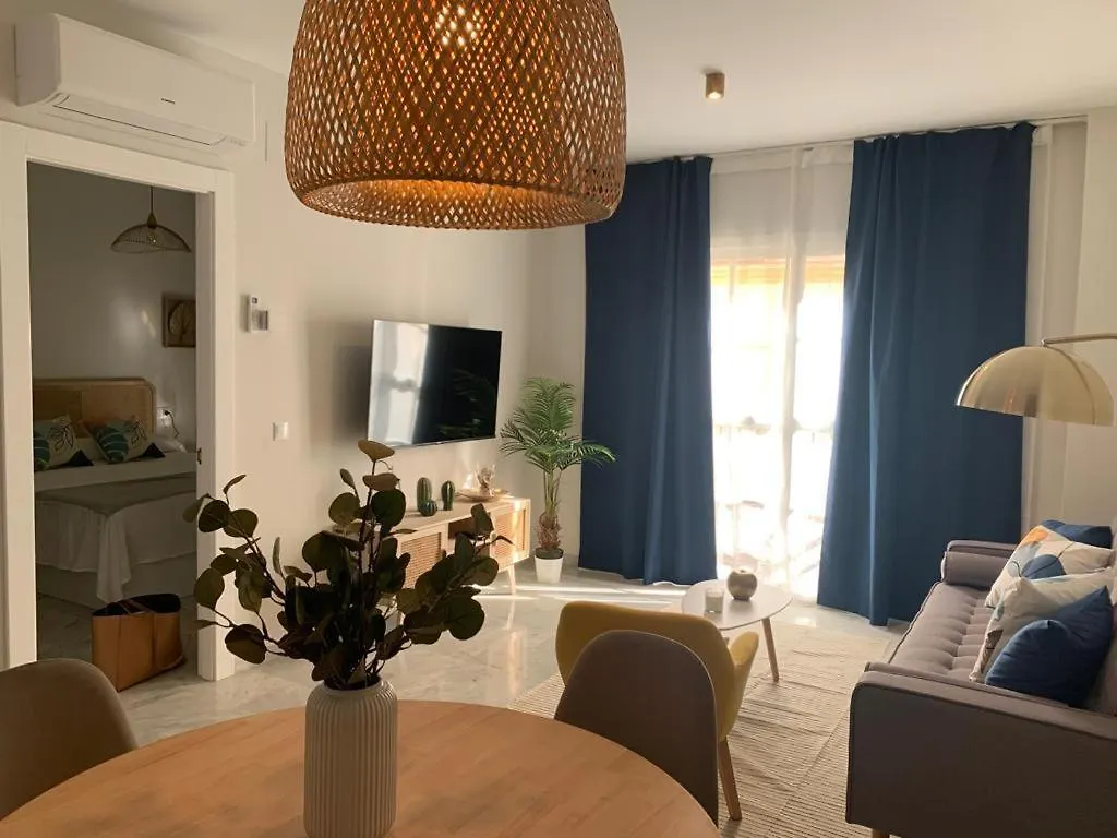 Apartment Apartamento A Un Minuto Playa Fuengirola Spain